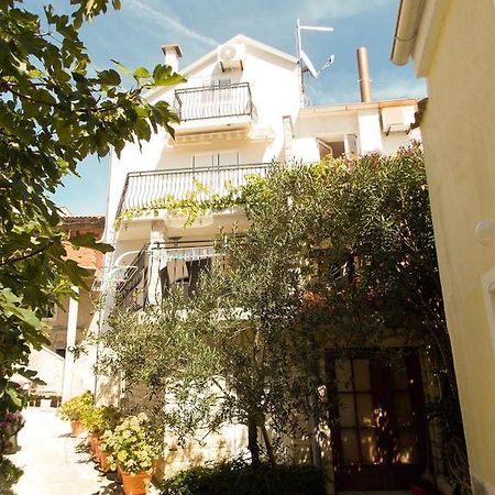 Apartments Frane (Adults Only) نوفاليا الغرفة الصورة