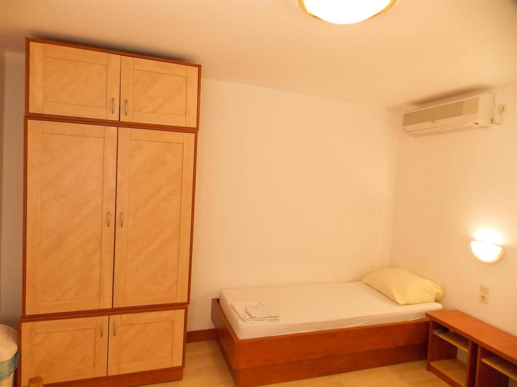 Apartments Frane (Adults Only) نوفاليا الغرفة الصورة